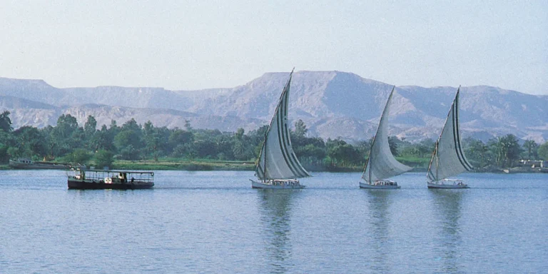 Feluccas-Nile-River-Luxor-Upper-Egypt